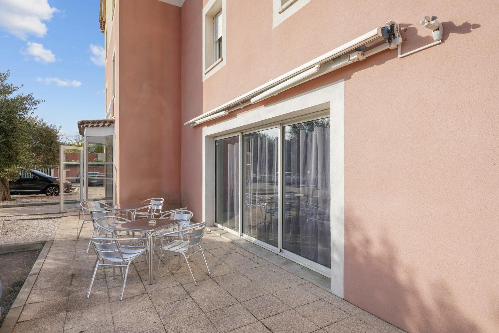 Hotel Akena Chateaurenard - Parc Des Expositions Avignon المظهر الخارجي الصورة